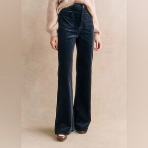 NWT Sézane The 70’s Trousers in Navy Corduroy Size 2/34